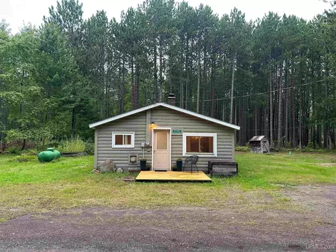 34446 E Harley Davidson, Lake Linden, MI 49945