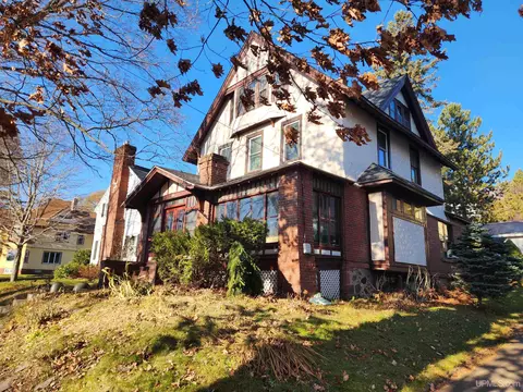 304 Harris, Hancock, MI 49930