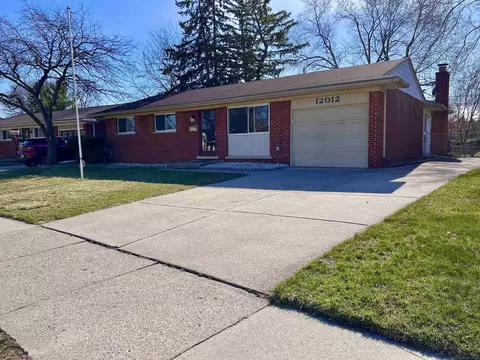 12012 Burtley, Sterling Heights, MI 48313