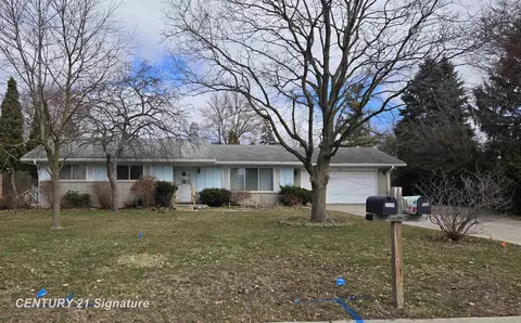 5024 Clydesdale, Saginaw, MI 48603