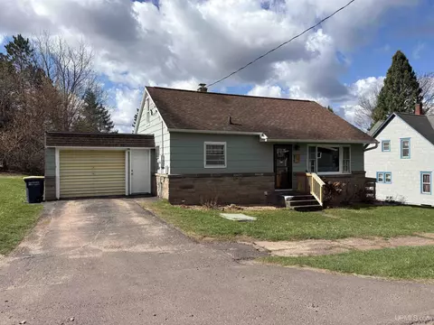 111 E Ash, Ironwood, MI 49938