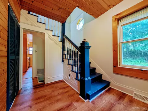 Entry Way - 314 Cherry, Iron River, MI 49935 photo 1 of 3