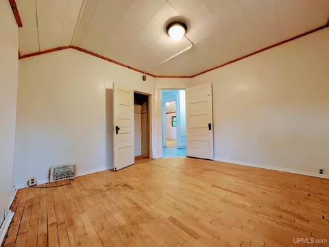 Bedroom - 314 Cherry, Iron River, MI 49935 photo 4 of 6