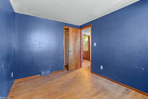 Bedroom - 6715 Niagara, Romulus, MI 48174 photo 6 of 6