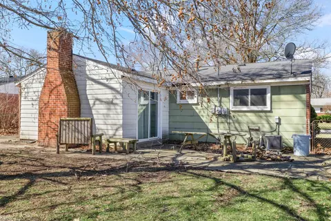Exterior - 6715 Niagara, Romulus, MI 48174 photo 2 of 6