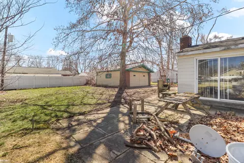Exterior - 6715 Niagara, Romulus, MI 48174 photo 3 of 6