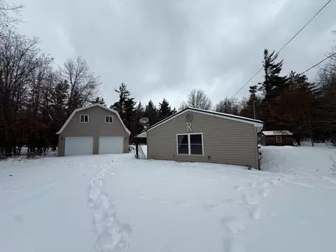 881 E Kittle, Mio, MI 48647