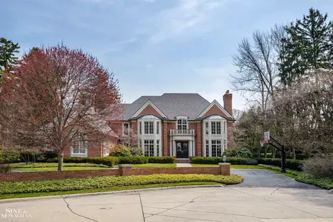 41 Christine, Grosse Pointe Farms, MI 48236