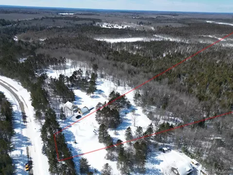 tbd W Smith Lk, Manistique, MI 49854