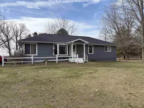 16501 Gary, Chesaning, MI 48616