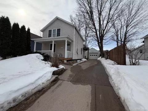 217 Mesnard, Marquette, MI 49855
