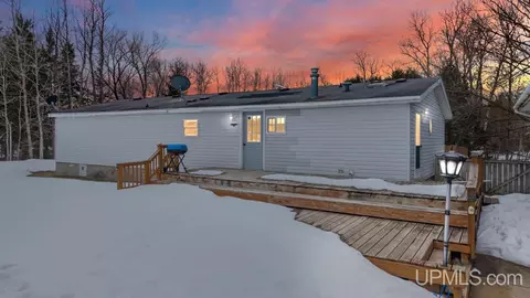 w4593 Number 34 Road, Carney, MI 49812