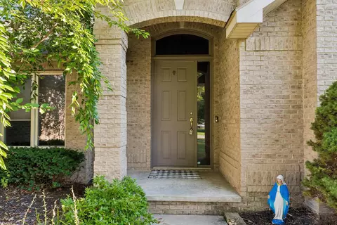 Entry Way - 600 Cherry, Algonac, MI 48001 photo 2 of 2