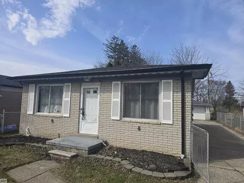 35061 Kirby, Clinton Township, MI 48035