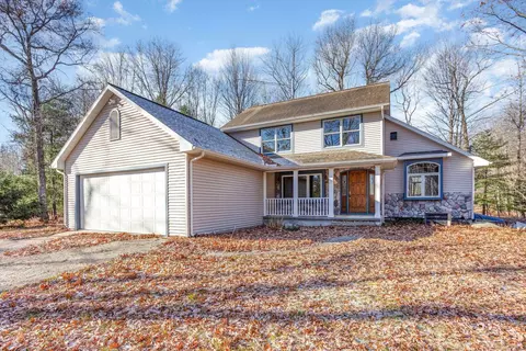 2074 W Olson, Sanford, MI 48657