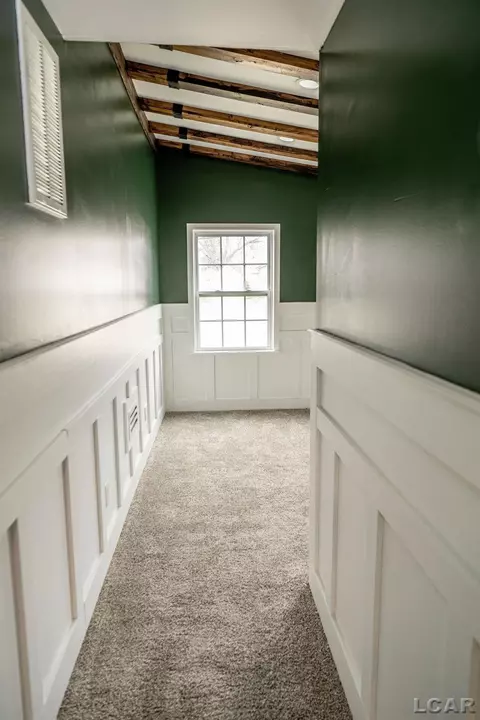 Entry Way - 1015 E Hunt, Adrian, MI 49221 photo 8 of 9