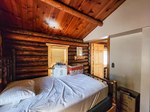 Bedroom - 390 Pine, Harrison, MI 48625 photo 3 of 3