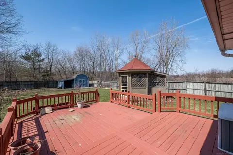Exterior - 2490 Brandywine, Davison, MI 48423 photo 4 of 14