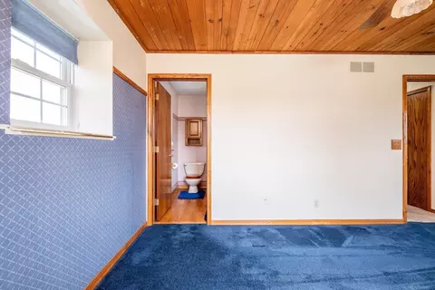 Bedroom - 2490 Brandywine, Davison, MI 48423 photo 4 of 8
