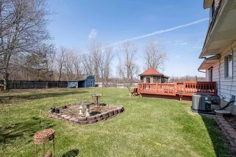 Exterior - 2490 Brandywine, Davison, MI 48423 photo 9 of 14