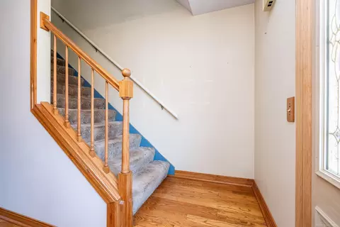 Entry Way - 2490 Brandywine, Davison, MI 48423 photo 4 of 5