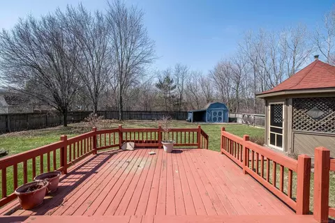 Exterior - 2490 Brandywine, Davison, MI 48423 photo 5 of 14