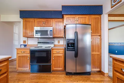Kitchen - 2490 Brandywine, Davison, MI 48423 photo 4 of 5