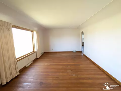 Living - 775 Stewart, Monroe, MI 48162 photo 1 of 2