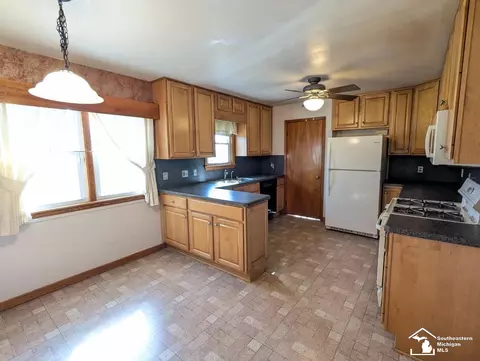 Kitchen - 775 Stewart, Monroe, MI 48162 photo 1 of 5