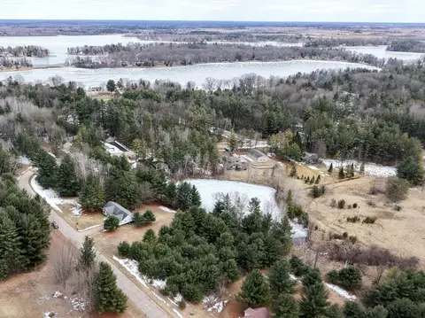 lot20 Queens, Gladwin, MI 48624 photo 4