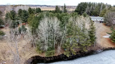 lot20 Queens, Gladwin, MI 48624 photo 3