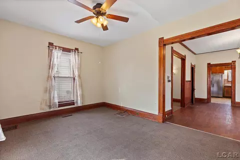 Living - 907 E Hunt, Adrian, MI 49221 photo 3 of 4