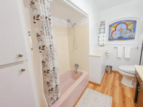 Bath - 900 Byfield, Harrison, MI 48625 photo 3 of 4