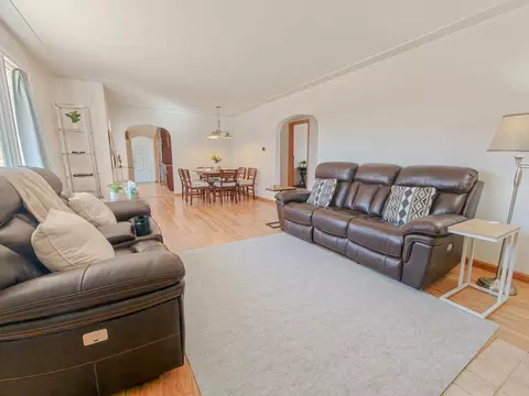 Living - 900 Byfield, Harrison, MI 48625 photo 9 of 9
