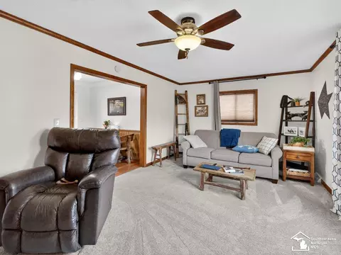 Living - 2152 Rauch, Temperance, MI 48182 photo 4 of 7
