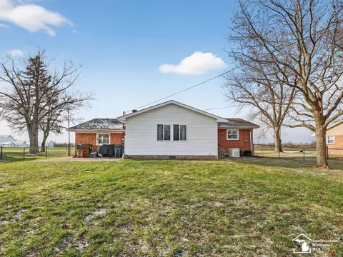 Exterior - 2152 Rauch, Temperance, MI 48182 photo 5 of 10