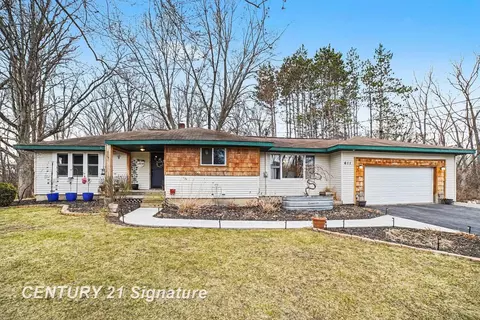 611 Sandow, Midland, MI 48640
