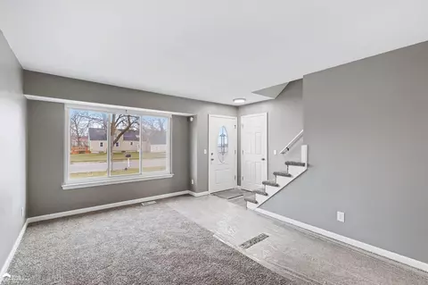 Living - 3209 Hogarth, Flint, MI 48532 photo 3 of 4