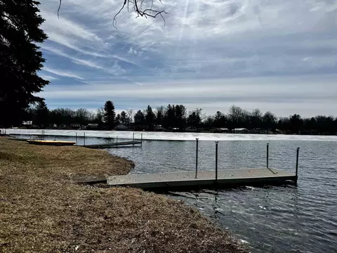 View/Area - 6740 Ridge, Harrison, MI 48625 photo 3 of 4