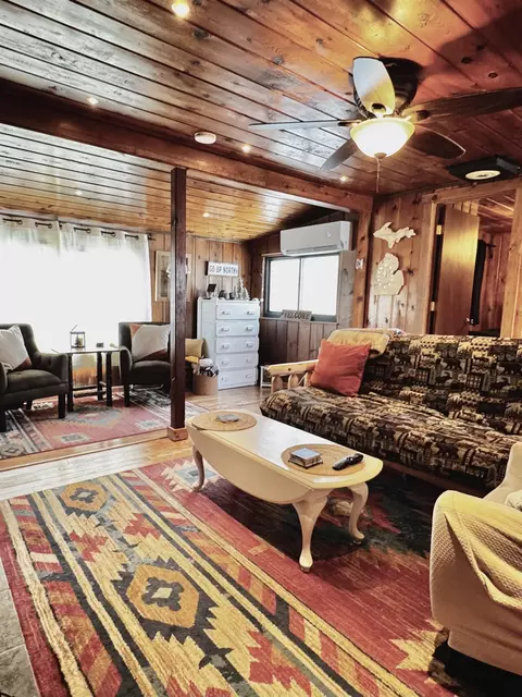 Living - 6740 Ridge, Harrison, MI 48625 photo 8 of 12
