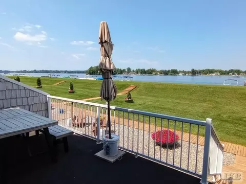 1682 Castleview UNIT 4, Gladwin, MI 48624 photo 35