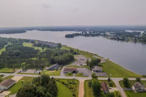 1682 Castleview UNIT 4, Gladwin, MI 48624 photo 48