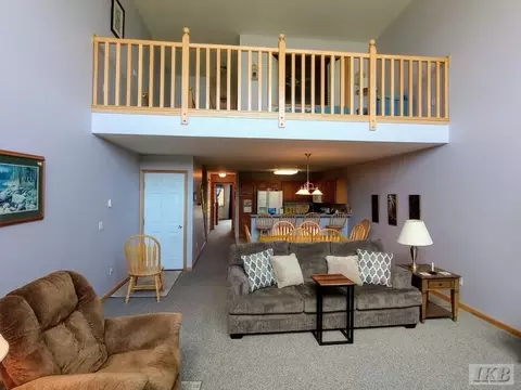 1682 Castleview UNIT 4, Gladwin, MI 48624 photo 13