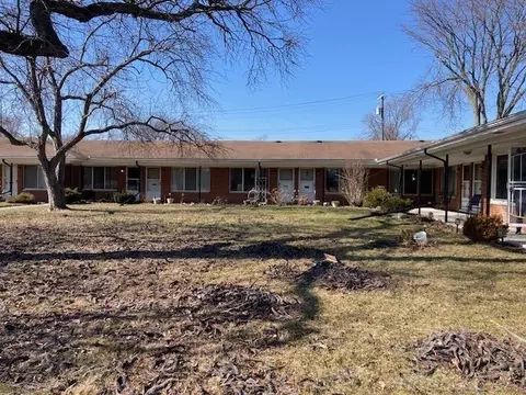 24301 Kelly #117, Eastpointe, MI 48021