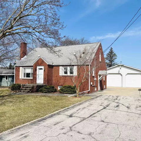 1144 W Hampton, Essexville, MI 48732