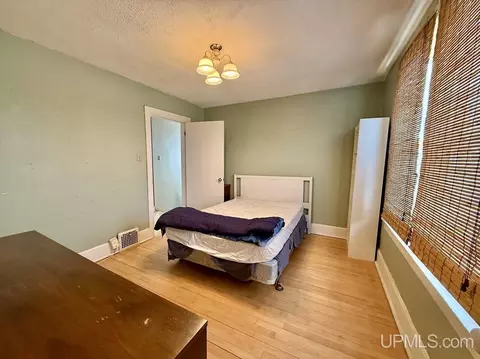 Bedroom - 1016 S 10th, Escanaba, MI 49829 photo 1 of 4