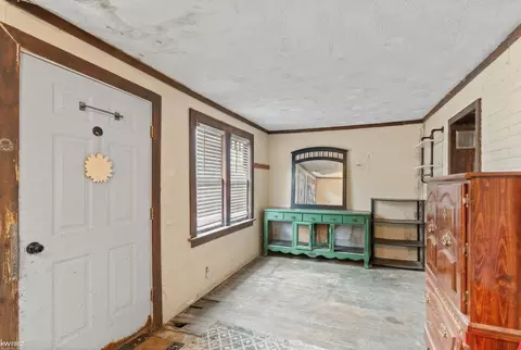 Entry Way - 7440 Neff, Mount Morris, MI 48458 photo 2 of 3
