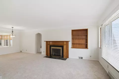 Living - 59 Hall, Grosse Pointe Farms, MI 48236 photo 2 of 3