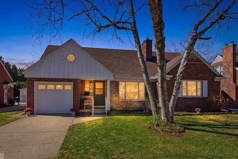 Exterior - 59 Hall, Grosse Pointe Farms, MI 48236 photo 2 of 4