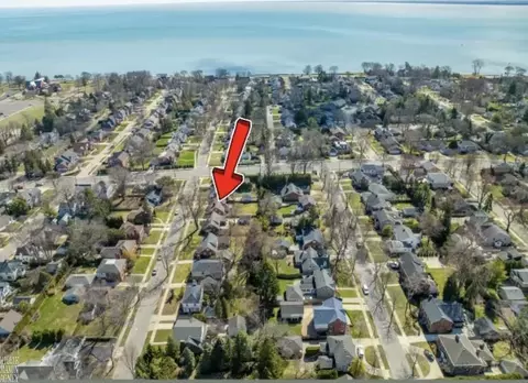 View/Area - 59 Hall, Grosse Pointe Farms, MI 48236 photo 5 of 5